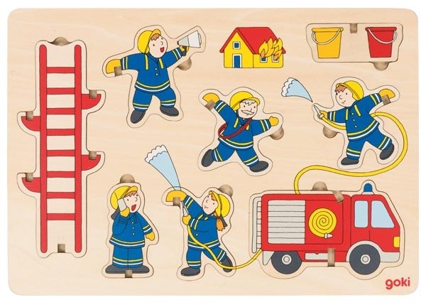 Puzzle din lemn Goki - Detasament de pompieri, puzzle care sta vertical