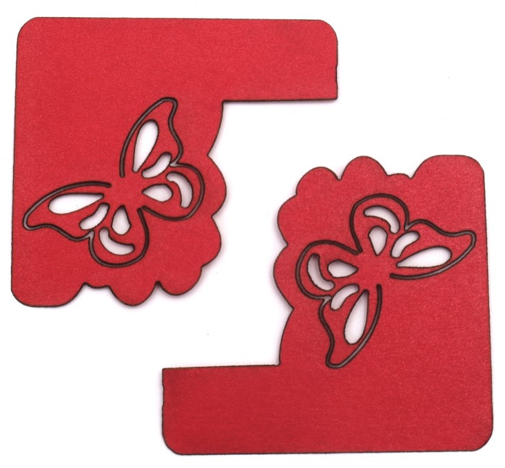 Colțar din carton perlat - Fluture, 4.8 x 5.3 cm, roşu(4 buc.)