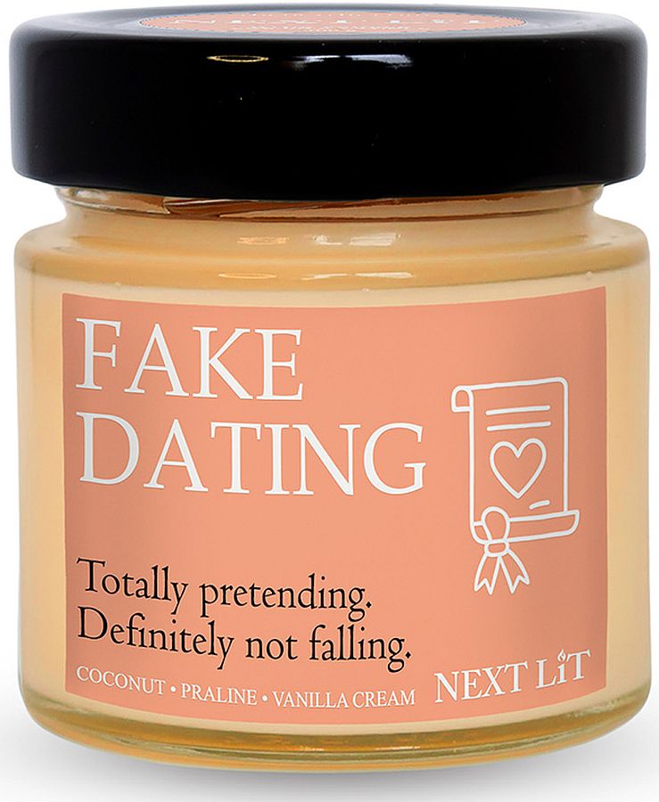 Lumânare parfumată Next Lit Burning Tropes - Fake Dating, 100 g