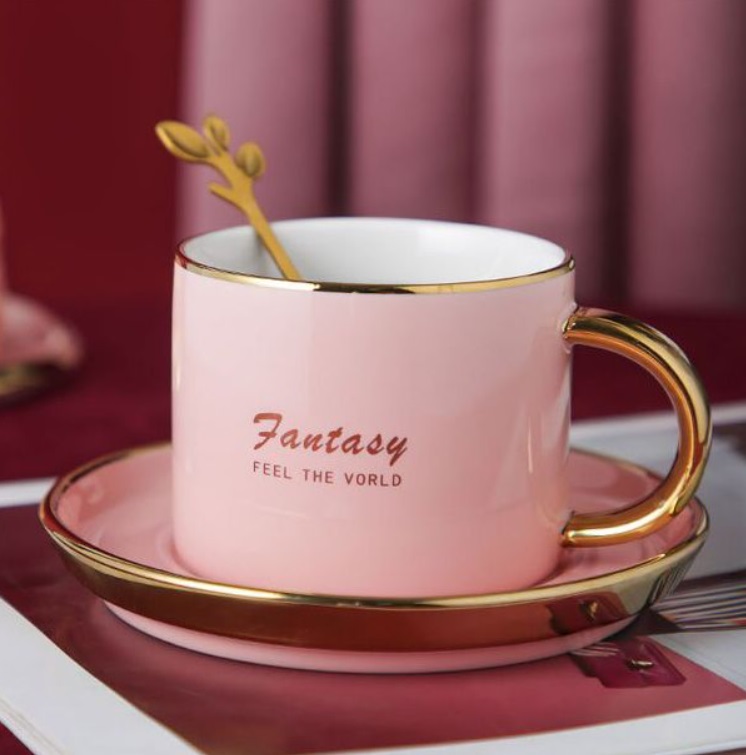 Cană Morello - Fantasy Pink, cu farfurie și linguriță, 250 ml