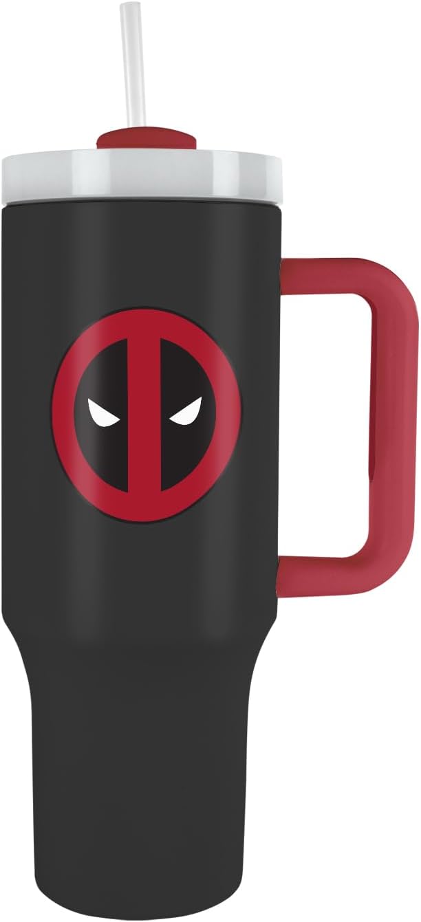 Cană de călătorie Pyramid Marvel: Deadpool - Symbol