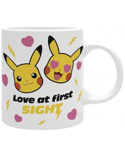 Cană The Good Gift Games: Pokemon - Love at First Sight