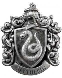 Decorul din spatele peretelui de la The Noble Collection Movies: Harry Potter - Stema școlii Slytherin
