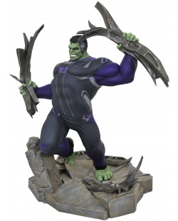 Figurina Diamond Select Marvel Gallery - Tracksuit Hulk, Deluxe