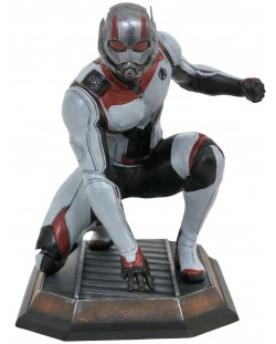 Figurina Diamond Select Marvel Gallery: Avengers - Ant-Man