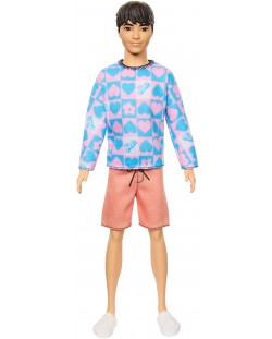 Păpușă Barbie  Fashionistas - 219, Ken, cu o bluză cu inimioare