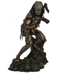 Figurina Gallery Classic Movie Statue - Predator, 25 cm