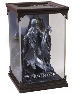 Statueta The Noble Collection Movies: Harry Potter - Dementor (Magical Creatures), 19 cm	