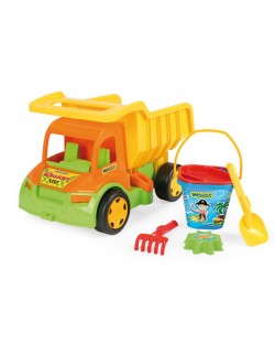 Camion pentru copii si jucarii pentru nisip
