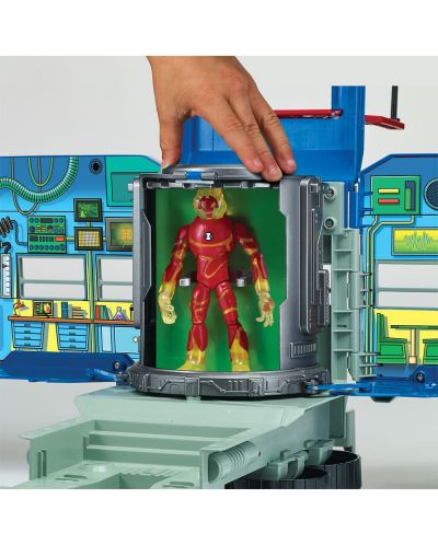 Set de jucarie Ben 10 - Caravana, baza extraterestra | Ozone.ro
