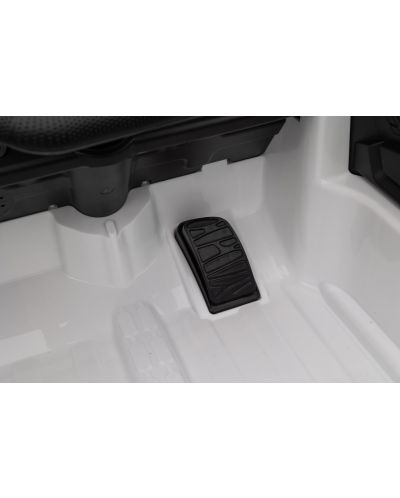 Mașină cu baterii Moni - Audi RS e-tron, alb  - 6