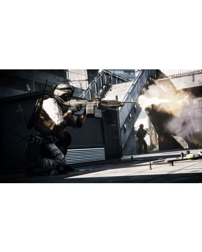 Battlefield 3 Premium Edition (Xbox One/360) - 7