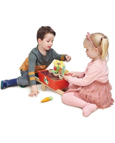 Set de jucării din lemn Tender Leaf Toys - Cărucior de grădinărit cu accesorii - 4