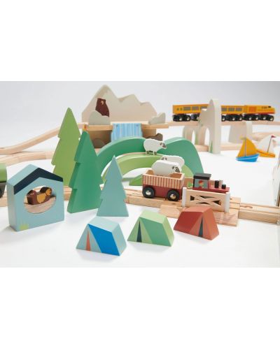 Set de tren din lemn Tender Leaf Toys - Trenul de munte incredibil - 10
