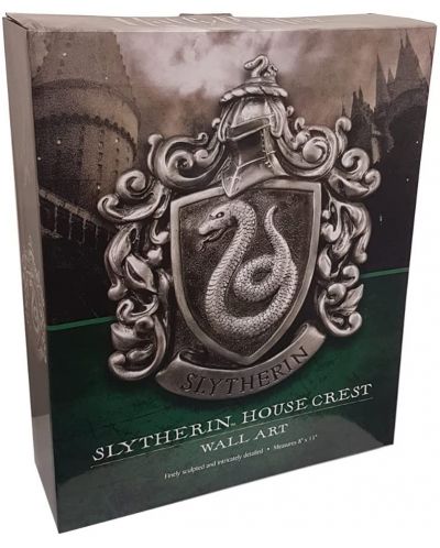 Decorul din spatele peretelui de la The Noble Collection Movies: Harry Potter - Stema școlii Slytherin - 2