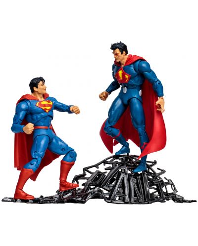 Figurină de acțiune McFarlane DC Comics: Multiverse - Superman vs Superman of Earth-3 (Gold Label), 18 cm - 1