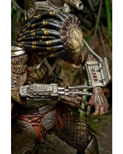 Ultimate jungle shop hunter neca