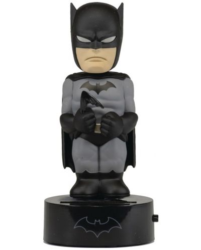 Figurină NECA DC Comics: Batman - Batman (Body Knocker), 16 cm - 1