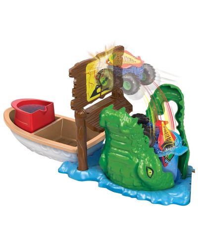 Set de joc Hot Wheels Monster Trucks - Swamp Chomp, cu mașină  - 2