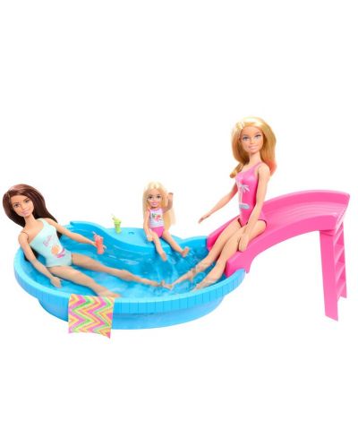 Set de joaca Mattel Barbie - Barbie  cu piscina si tobogan - 4