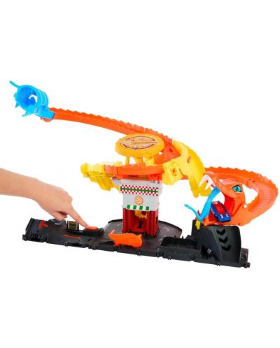 Set joc  Hot Wheels City - Șarpe în pizzerie, cu un cărucior - 3