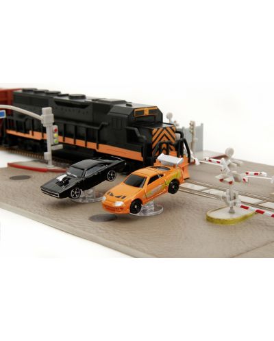 Set joc Jada Toys Fast & Furious - Nano scenă, cu tren | Ozone.ro