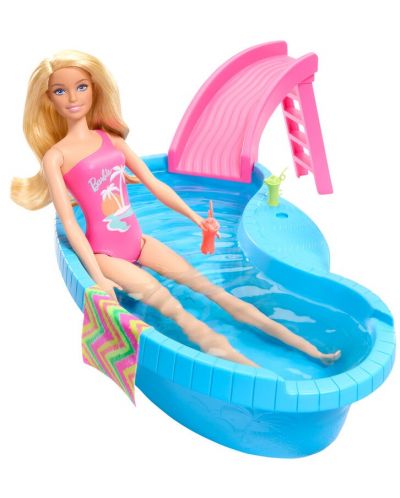 Set de joaca Mattel Barbie - Barbie  cu piscina si tobogan - 3