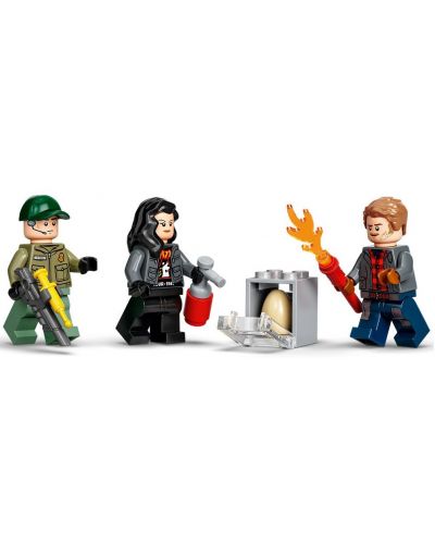 Constructor Lego Jurassic World - T-Rex Escape (76944) - 4