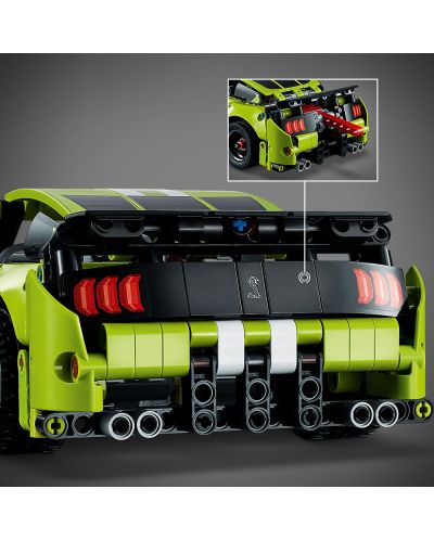 Constructor Lego Technik - Ford Mustang Shelby GT500 (42138) - 3