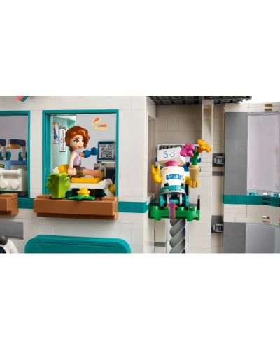 Constructor LEGO Friends - Spitalul din Heartlake City (42621) - 7