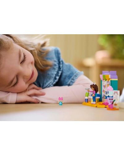 Constructor  LEGO Gabby's Dollhouse - Set de artă și meșteșuguri (10795)  - 7