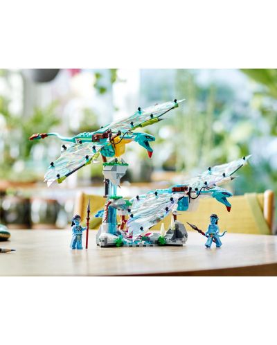 Constructor LEGO Avatar - Primul zbor al lui Jake și Neytiri (75572) - 5