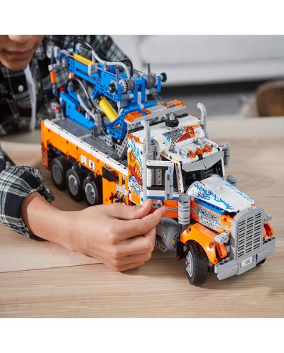 Constructor Lego Technic - Camion de remorcare de mare tonaj (42128) - 4