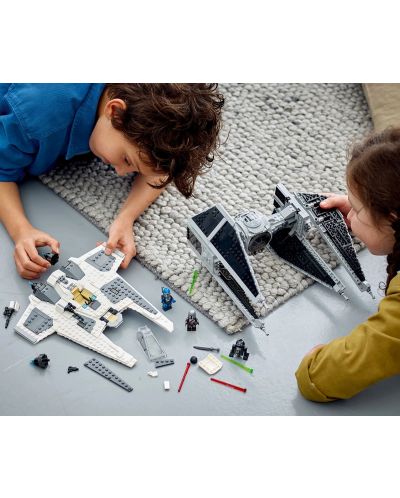 Constructor LEGO Star Wars - Mandalorian Fang Fighter vs. TIE Interceptor (75348) - 8