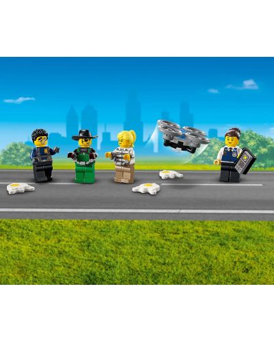 Constructor Lego City -  Masina Centru de comanda mobil al politiei (60315) - 5