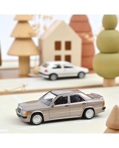 Model de colecție NOREV Modern: Automobile - Mercedes Benz 190E