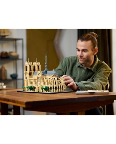 Constructor  LEGO Architecture - Catedrala Notre Dame (21061) - 9