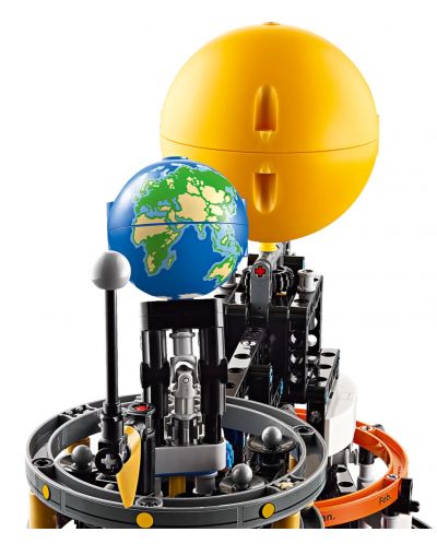 Constructor LEGO Technic - Planeta Pământ și Luna pe orbită (42179) - 6