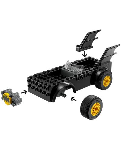 Constructor LEGO DC Batman - Batmobilul în urmărire: Batman vs. Joker (76264) - 5