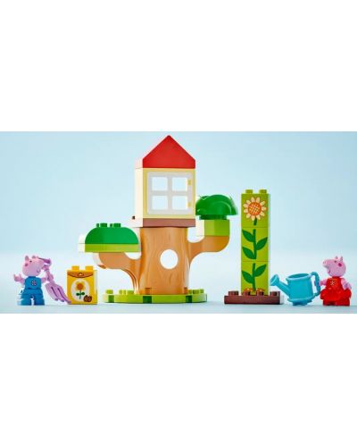 Constructor LEGO Duplo - Grădina și casa din copac a Purcelușei Peppa (10431) - 7