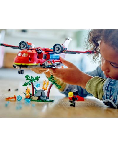 Constructor LEGO City - Avion de salvare a incendiilor (60413) - 8