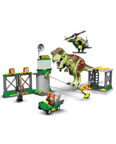 Constructor Lego Jurassic World - T-Rex Escape (76944) - 2