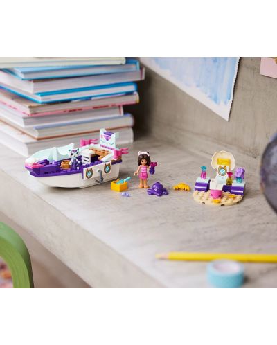 LEGO Casa de păpuși LEGO Gabby's Dollhouse - Corabia spa a lui Gabby și pisica sirenă (10786) - 10
