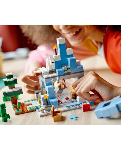 Constructor LEGO Minecraft - Vârfurile înghețate (21243)	 - 9