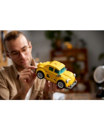 Constructor LEGO Icons - Bumblebee (10338) - 9