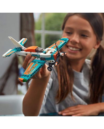 Set de construit Lego Technic - Avion pentru intreceri (42117) - 4