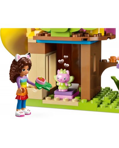 Constructor LEGO Gabby's Dollhouse - Petrecerea în grădină a Zânei Kitty (10787) - 3