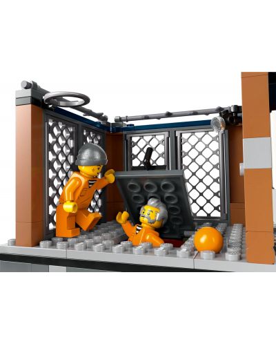 Constructor LEGO City - Insula închisorii poliției (60419) - 6