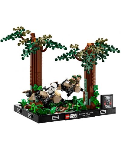 Constructor LEGO Star Wars - Dioramă a urmăririi lui Endor (75353) - 2