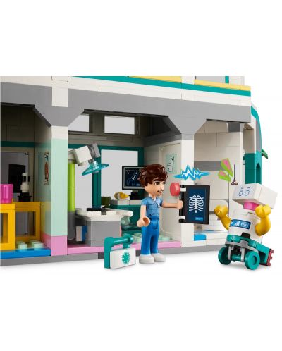 Constructor LEGO Friends - Spitalul din Heartlake City (42621) - 4